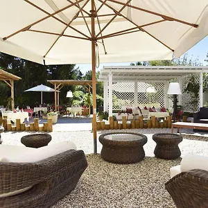Logis Hotel-restaurant Le Relais *** Hauterives
